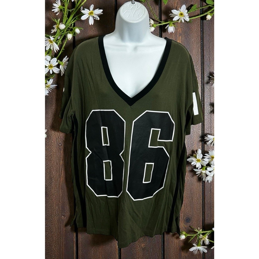 Victoria’s Secret PINK V-Neck Top Sz Large Dark Green Short Sleeve Tee Shirt